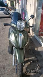 Piaggio Beverly 350