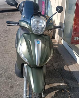 Piaggio Beverly 350
