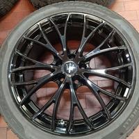 Cerchi in lega Maserati Ghibli con gomme invernali