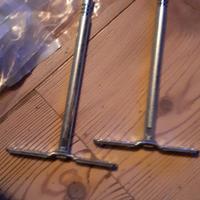 Perni per mensole a scomparsa