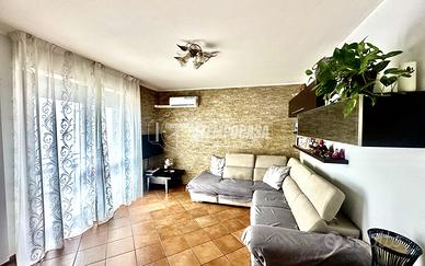 SPLENDIDO 3 LOCALI RISTRUTTURATO! BOX E CANTINA!