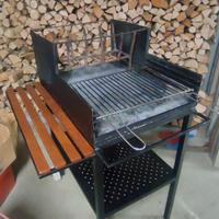 Barbeque BBQ tipo pesante autocostruito barbecue