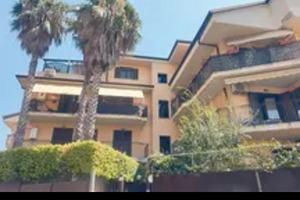 110 MQ. CON GRANDE GARAGE E POSTO AUTO RISERVATO 