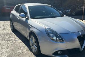 Giulietta Super 1.6 120cv non trattabile