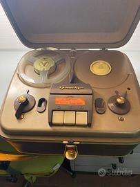 Registratori , radio giradischi vintage