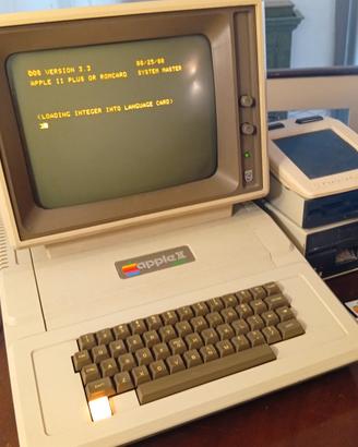 Apple II PLUS