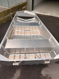 Barca bass boat in alluminio pesca