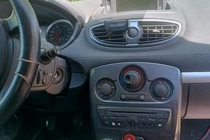 Renault Clio 2010
