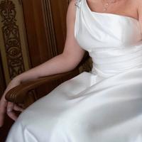 Abito da sposa monospalla - Pignatelli