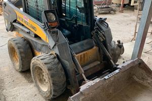 Bobcat skid loader new holland ls 170