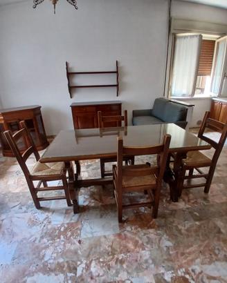 TAVOLO CUCINA CON 4 SEDIE