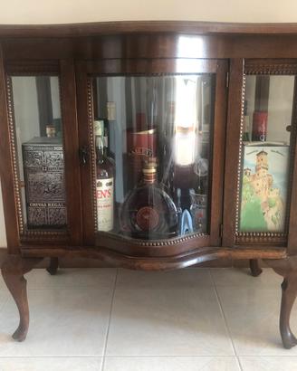Mobile bar antico