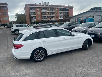 Mercedes C 220 d SE