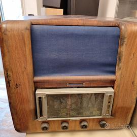 radio Allocchio Bacchini mod 529