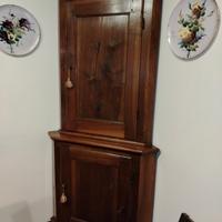 Mobile ad angolo con 2 ante 