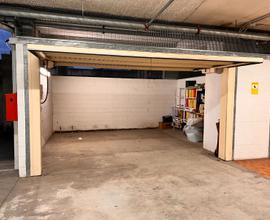 Ampio garage doppio in recentissima struttura