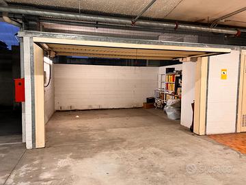 Ampio garage doppio in recentissima struttura