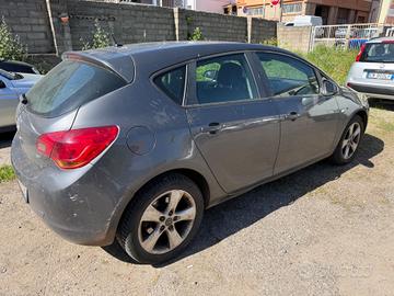 Opel Astra 1.7 CDTI 110CV 5 porte Elective