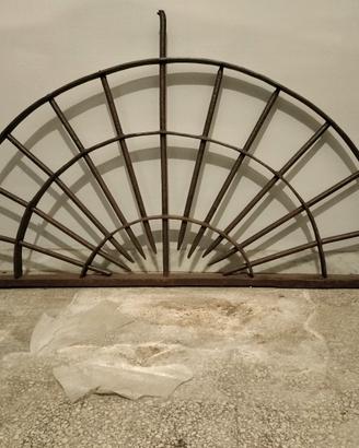 sopra porta ferro battuto