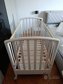 lettino per bimbi marca Pali