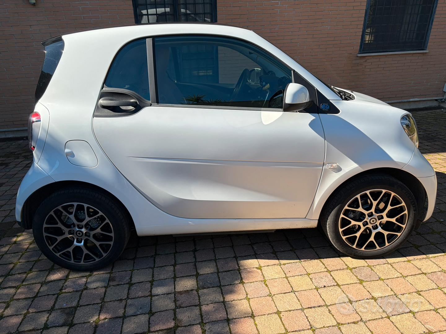 Smart Fortwo 2023 photo 3