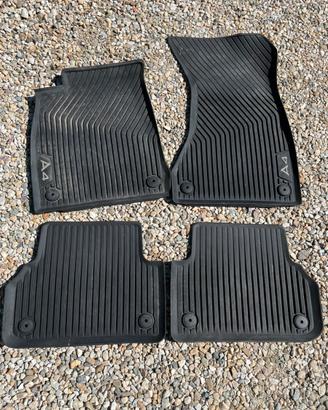 Tappetini in gomma Audi A4