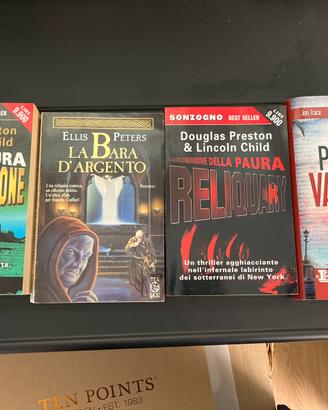 4 libri in blocco