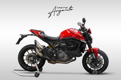 Ducati Monster 937