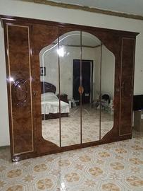 Camera da letto letto matrimoniale armadio comò
