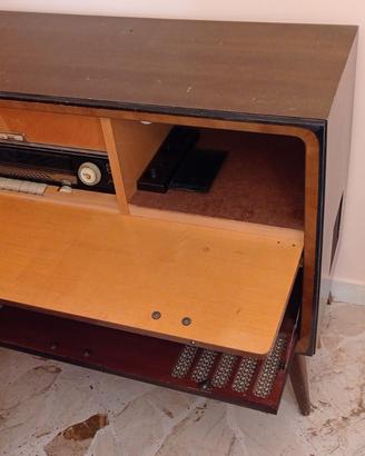 Radiostereo Philips Jupiter-Truhe 664 FD664A