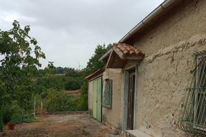 Terreno con abitazione di proprietà