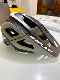 Casco bici taglia M