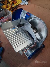 affettatrice elettrico 