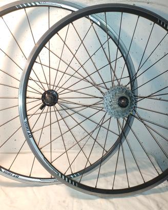 Ruote DT Swiss Axis 1.0 + Cassetta Shimano 105