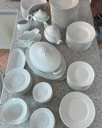 Servizio piatti  Vecchia Ginori bianco