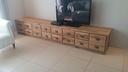 porta-tv-in-legno-vecchio-con-8-ante-e-ripiani