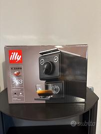Macchinetta illy x3