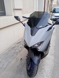 TMAX YAMAHA 560 (2021)