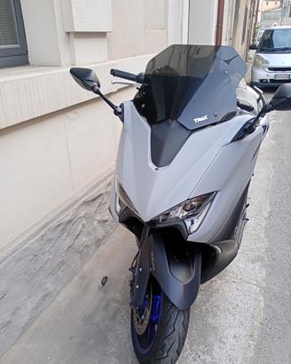 TMAX YAMAHA 560 (2021)