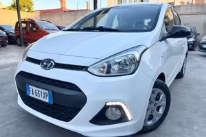 Hyundai i 10 1.0 benzina 147000km perfetta