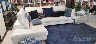 Divano in vera pelle