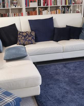 Divano in vera pelle