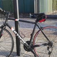 bicicletta da corsa  triban 500