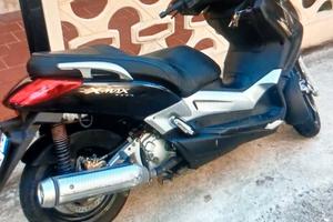 Xmax 250