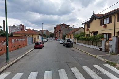 monolocale con terrazzino Via chambery
