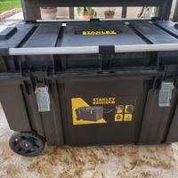 Baule portautensili con ruote - marca Stanley