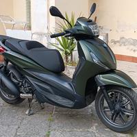 Beverly 300 S 2024 km 8000