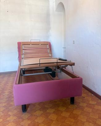 Letto singolo con rete motorizzata