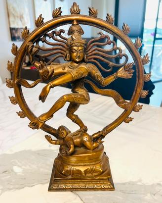 Scultura in bronzo di Shiva, India, danzatrice cos