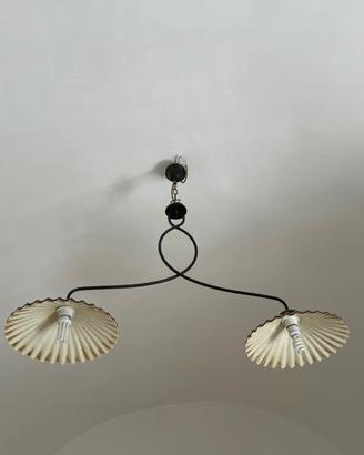 LAMPADARIO IN FERRO BATTUTO E CERAMICA